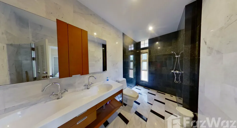 For rent 6 bed house in Hang Dong, Chiang Mai