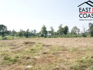 出售 土地 在 Bang Lamung, Chon Buri