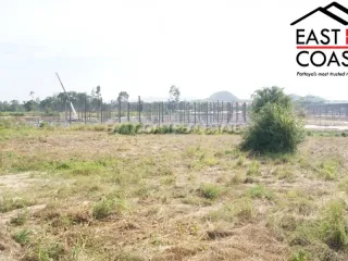出售 土地 在 Bang Lamung, Chon Buri