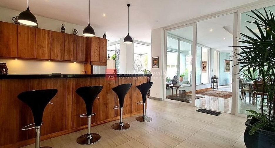 For rent 4 bedrooms house in Bang Lamung, Chonburi