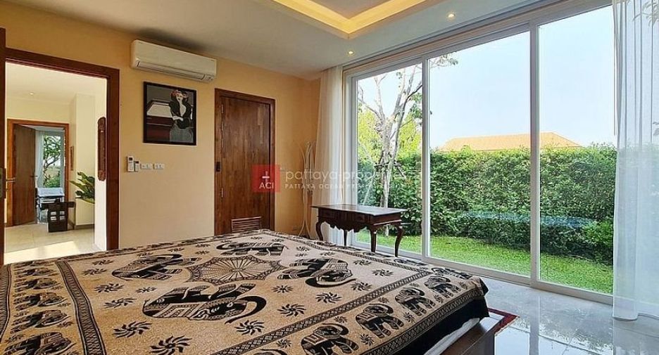 For rent 4 bedrooms house in Bang Lamung, Chonburi