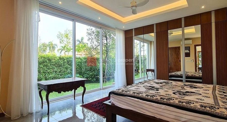 For rent 4 bedrooms house in Bang Lamung, Chonburi