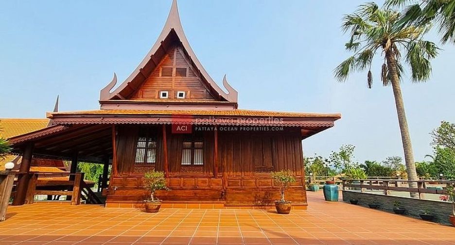 For rent 4 bedrooms house in Bang Lamung, Chonburi