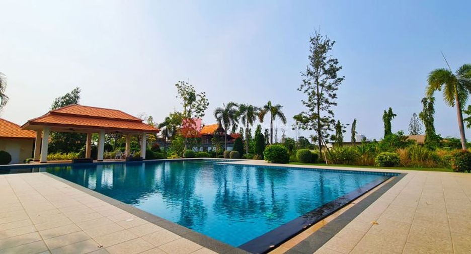 For rent 4 bedrooms house in Bang Lamung, Chonburi