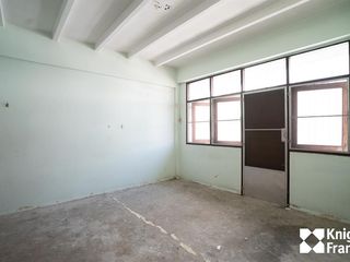 For sale 4 bed office in Yan Nawa, Bangkok