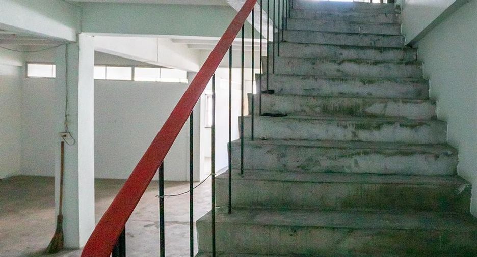 Продажа 4 спальни офис в Ян Наща, Бангкок