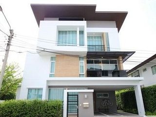 For rent 3 Beds house in Prawet, Bangkok
