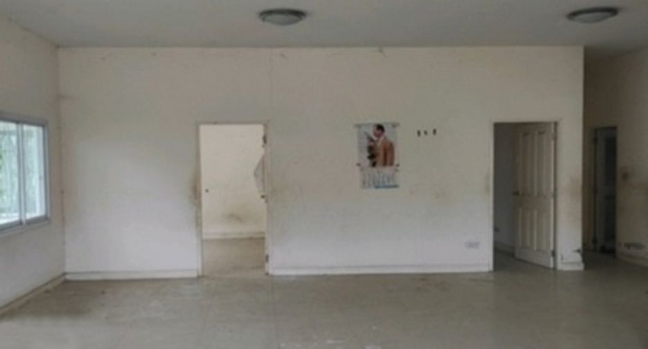 For sale 3 bedrooms house in Mueang Sakon Nakhon, Sakon Nakhon