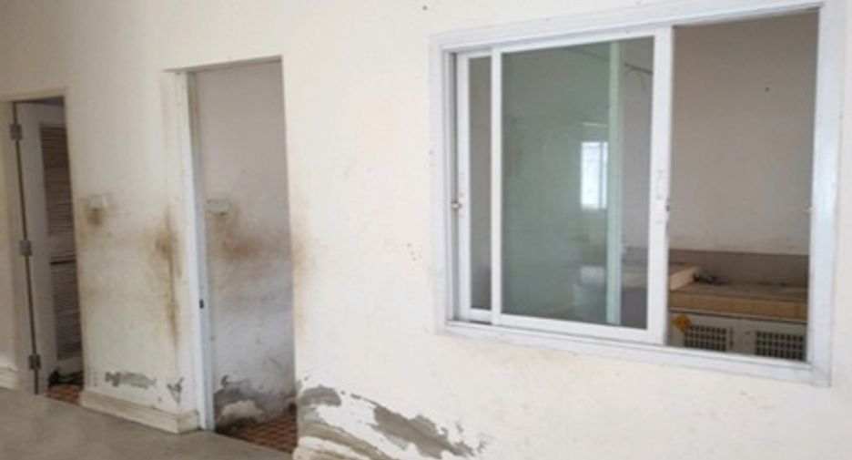 For sale 3 bedrooms house in Mueang Sakon Nakhon, Sakon Nakhon
