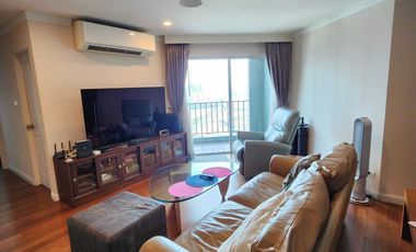 For sale 2 bed condo in Huai Khwang, Bangkok