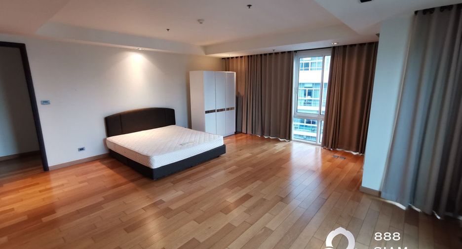 For rent and for sale 4 bedrooms condo in Khlong Toei, Bangkok