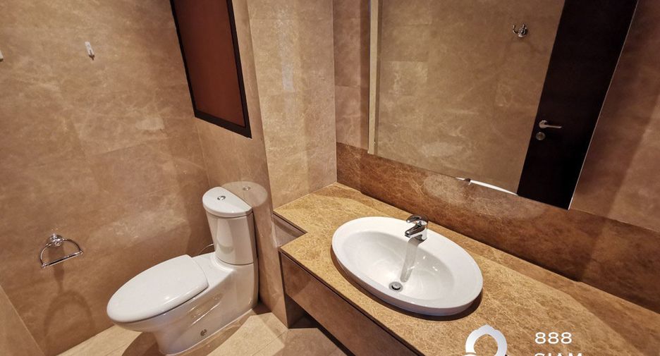 For rent and for sale 4 bedrooms condo in Khlong Toei, Bangkok