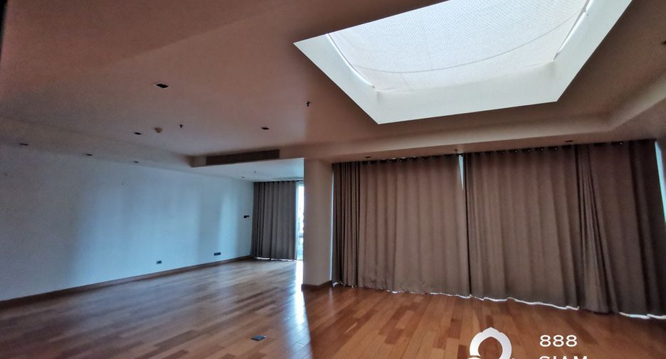For rent and for sale 4 bedrooms condo in Khlong Toei, Bangkok