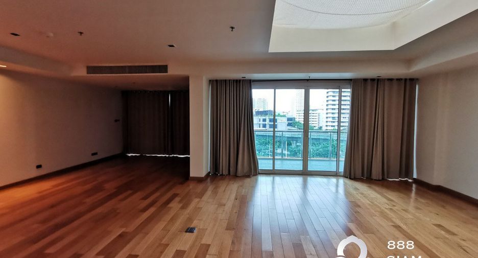 For rent and for sale 4 bedrooms condo in Khlong Toei, Bangkok