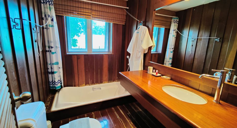 For sale 7 bed villa in Cha Am, Phetchaburi