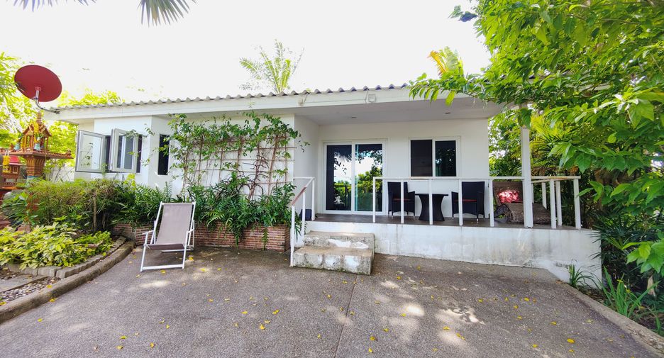 For sale 7 bed villa in Cha Am, Phetchaburi