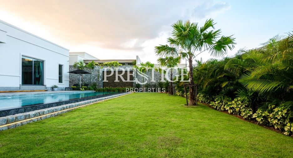 For sale 4 bedrooms house in East Pattaya, Pattaya