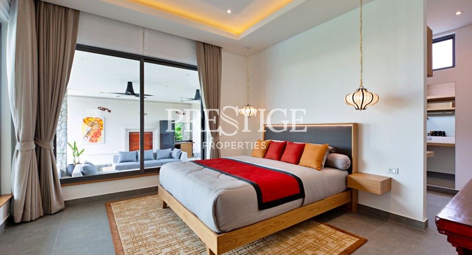 For sale 4 bedrooms house in East Pattaya, Pattaya
