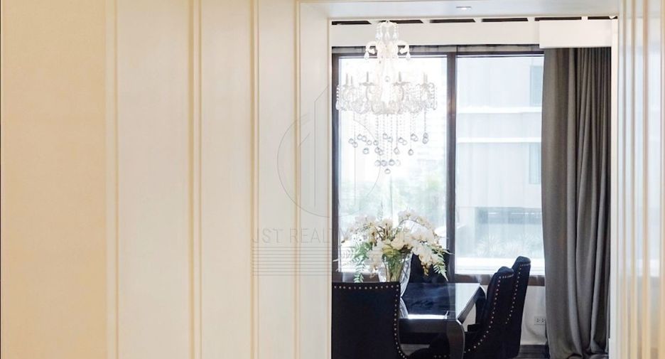 Condo en venta de 3 habitaciones en Khlong Toei, Bangkok