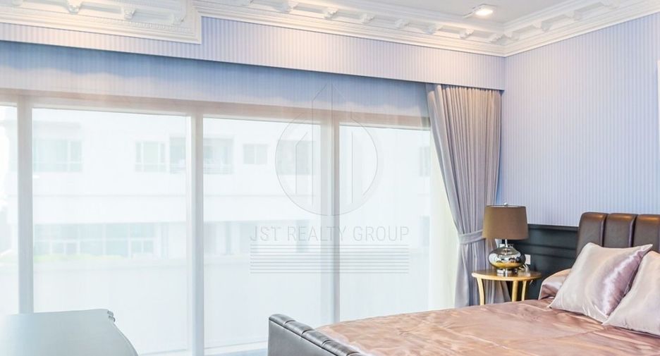 Condo en venta de 3 habitaciones en Khlong Toei, Bangkok