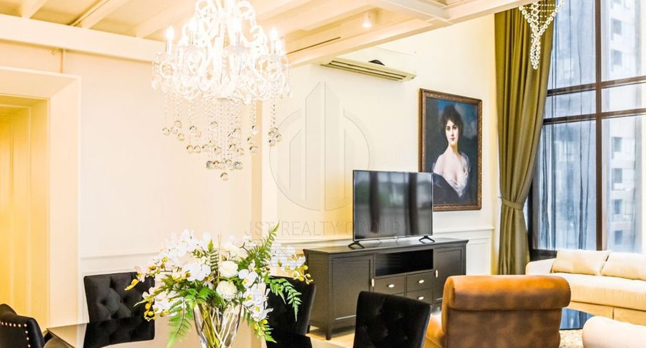 Condo en venta de 3 habitaciones en Khlong Toei, Bangkok