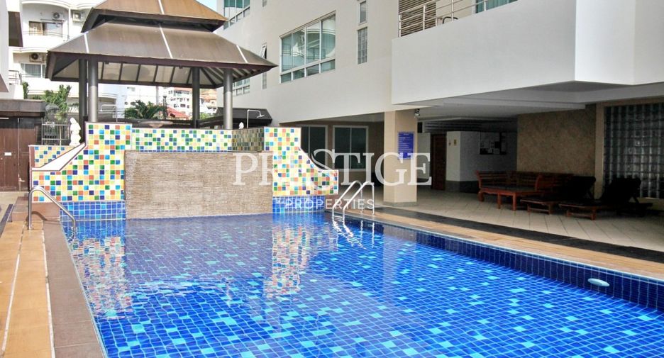 À vendre 2 chambres condo à Pratumnak, Pattaya