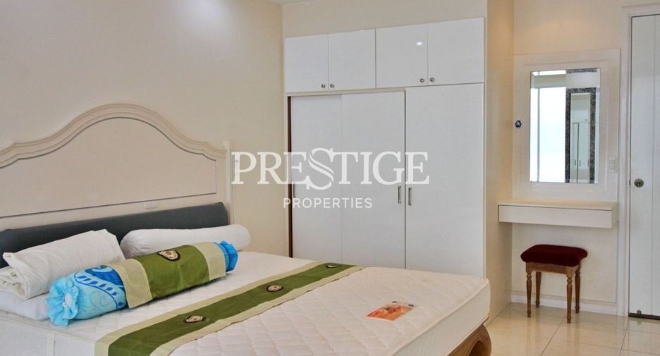 À vendre 2 chambres condo à Pratumnak, Pattaya