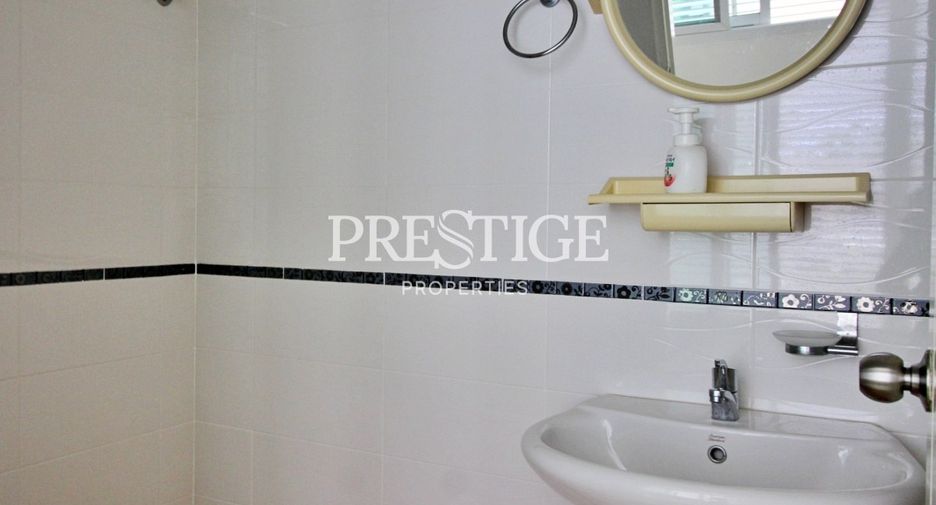 À vendre 2 chambres condo à Pratumnak, Pattaya