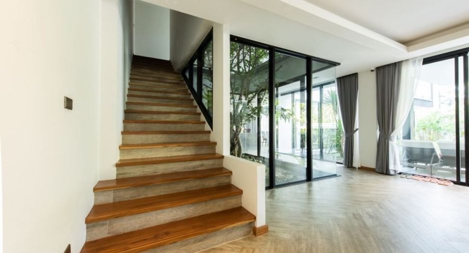 For sale 5 bedrooms house in Hang Dong, Chiang Mai