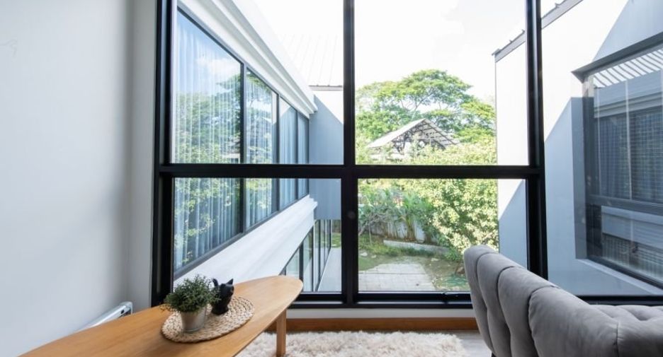 For sale 5 bedrooms house in Hang Dong, Chiang Mai