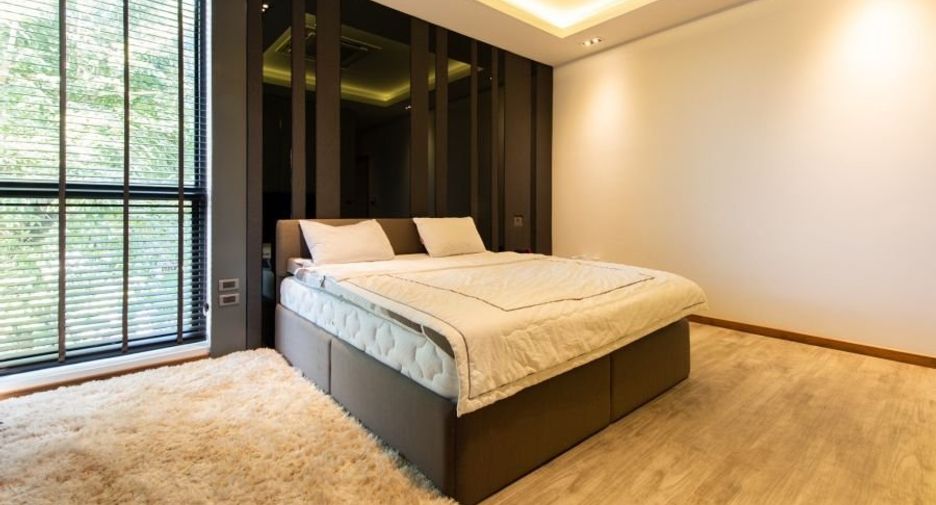 For sale 5 bedrooms house in Hang Dong, Chiang Mai