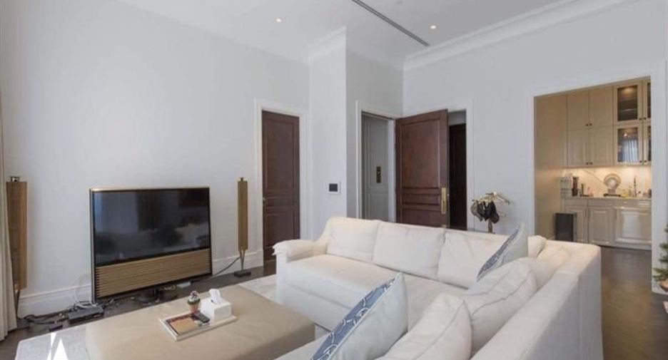 For sale 2 bedrooms condo in Pathum Wan, Bangkok