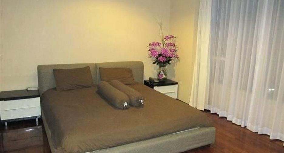 For rent 2 Beds condo in Khlong Toei, Bangkok