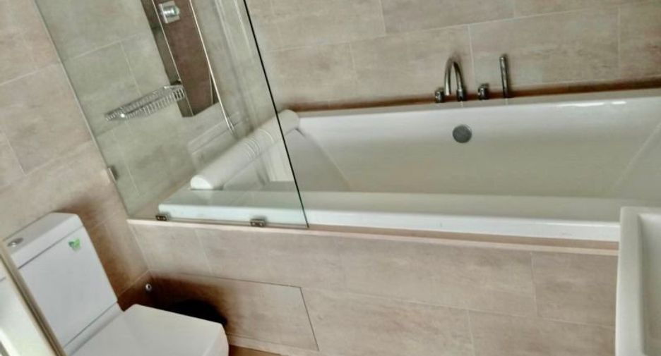 For rent 2 ベッドルーム condo in Bang Lamung, Chonburi