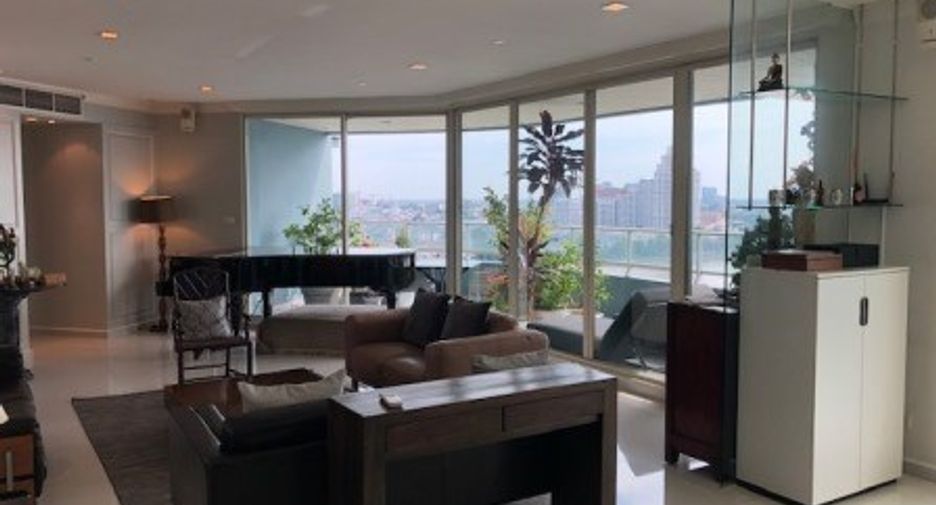 For sale 2 bedrooms condo in Khlong San, Bangkok
