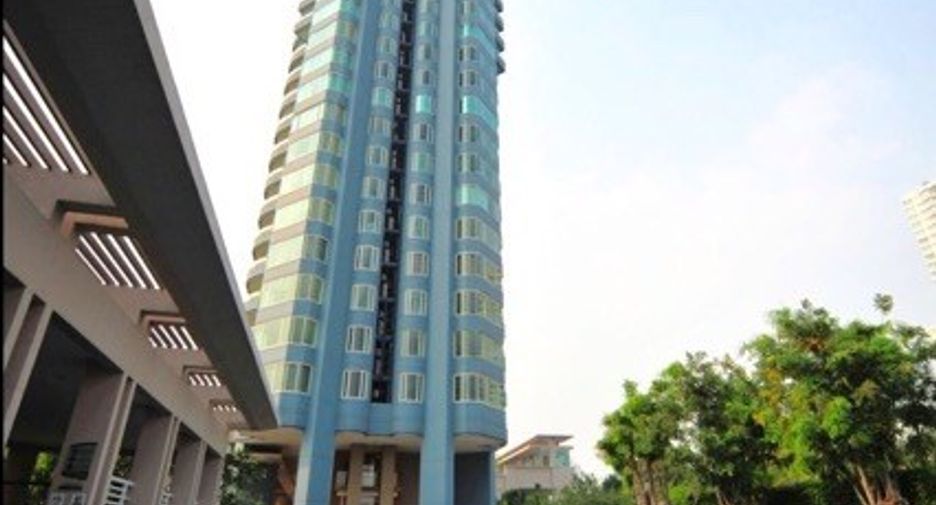 For sale 2 bedrooms condo in Khlong San, Bangkok