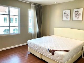 For rent 3 Beds townhouse in Lat Phrao, Bangkok