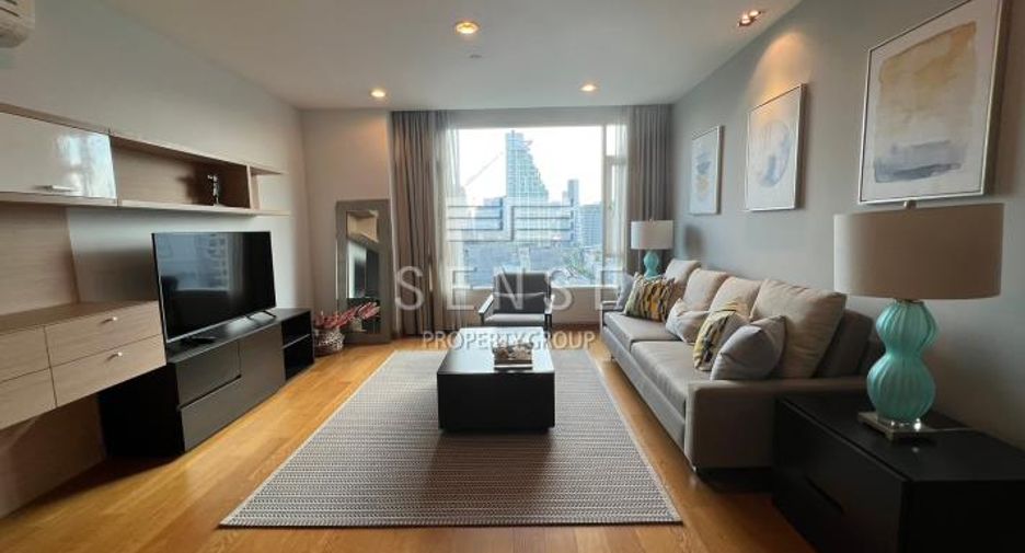 For rent 3 bedrooms condo in Watthana, Bangkok