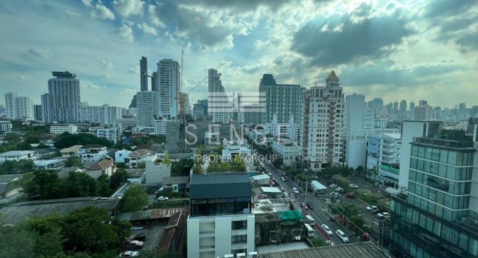For rent 3 bedrooms condo in Watthana, Bangkok