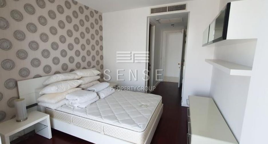 Wohnung zur Miete mit 4 Zimmer in Pathum Wan, Bangkok
