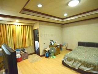 For sale 6 bedrooms retail Space in Phaya Thai, Bangkok