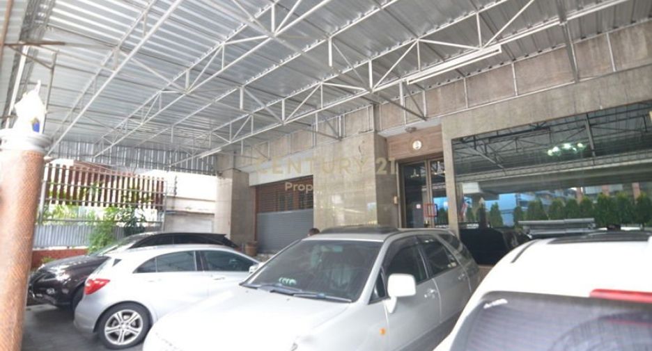 For sale 6 bedrooms retail Space in Phaya Thai, Bangkok