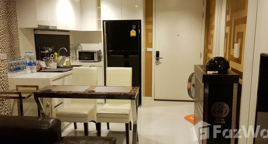 For sale 1 bed condo in Sathon, Bangkok