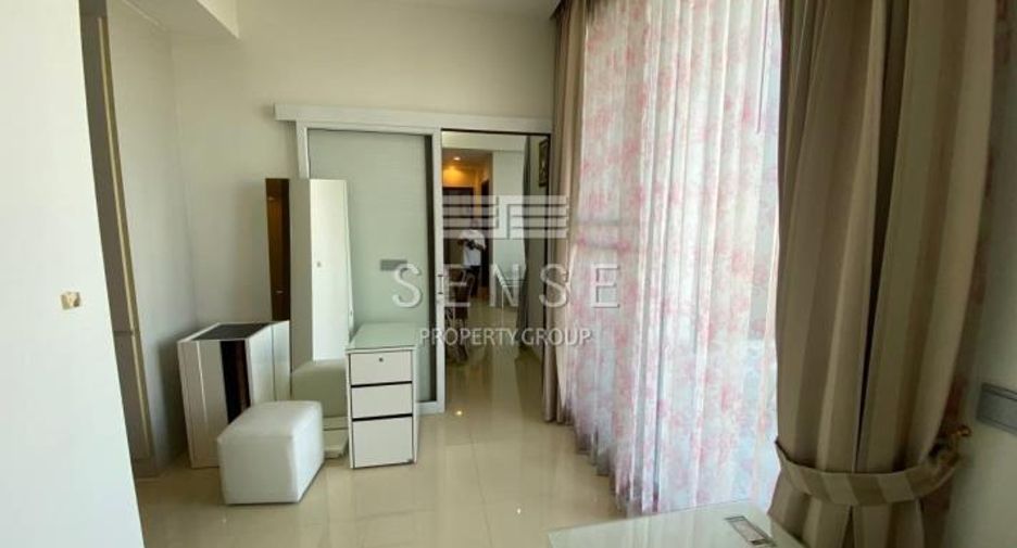 For rent 3 bedrooms condo in Watthana, Bangkok