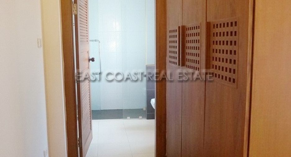 For rent 6 bedrooms house in Bang Lamung, Chonburi