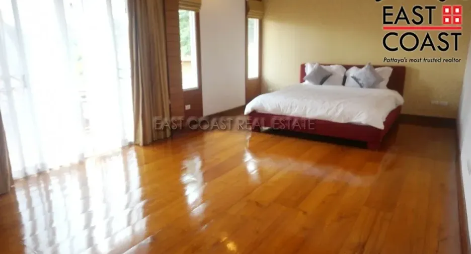 For rent 6 bedrooms house in Bang Lamung, Chonburi
