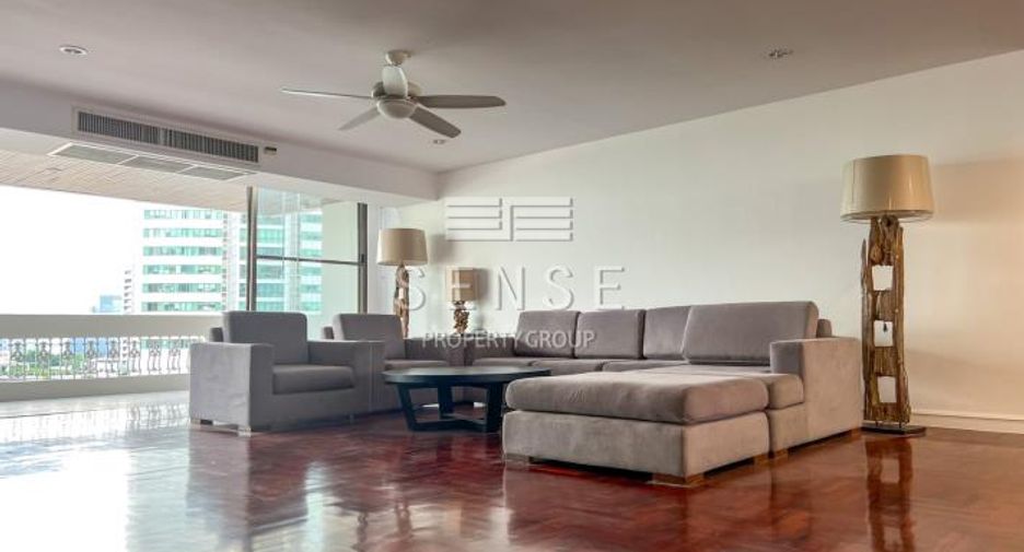 For rent 3 bedrooms condo in Khlong Toei, Bangkok