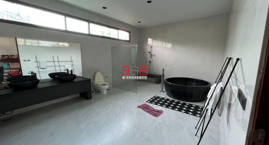 Casa en venta de 4 habitaciones en Prawet, Bangkok