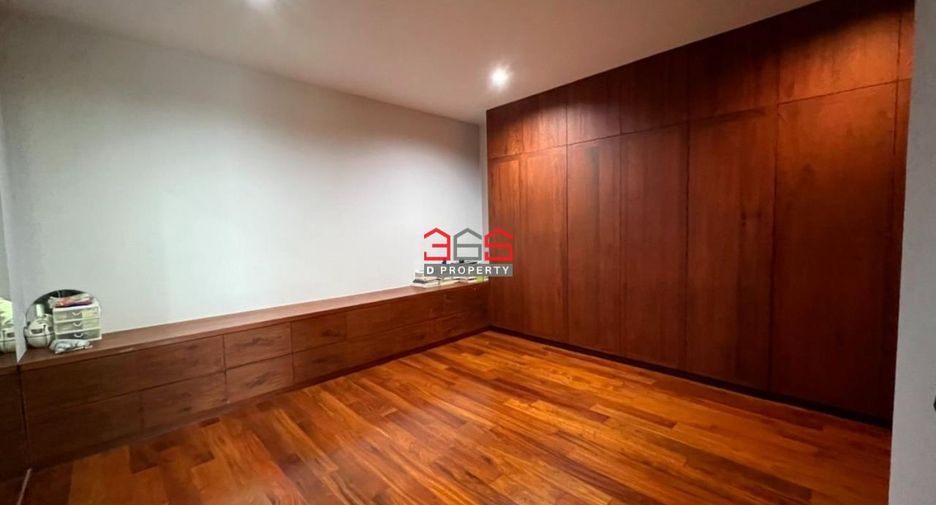 Casa en venta de 4 habitaciones en Prawet, Bangkok