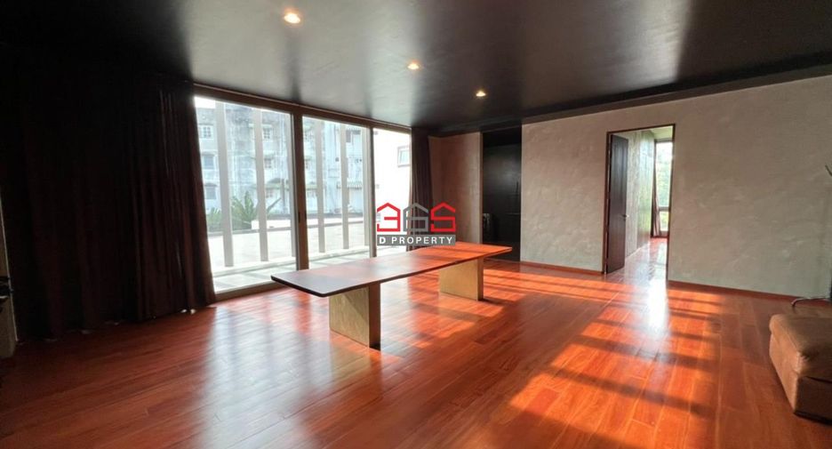 Casa en venta de 4 habitaciones en Prawet, Bangkok